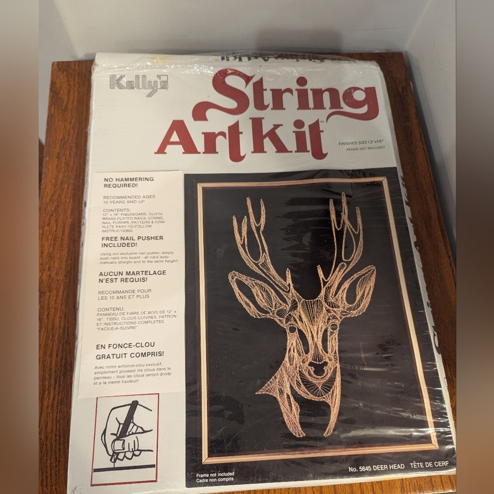 Vintage Kelly's String art kit #5645 titled Deer Head 12"x16" Gold & Black